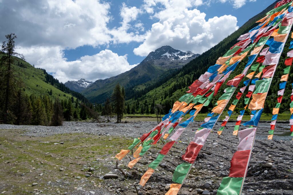 一个人自驾四川西部理小路