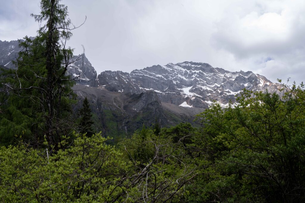 一个人自驾四川西部理小路