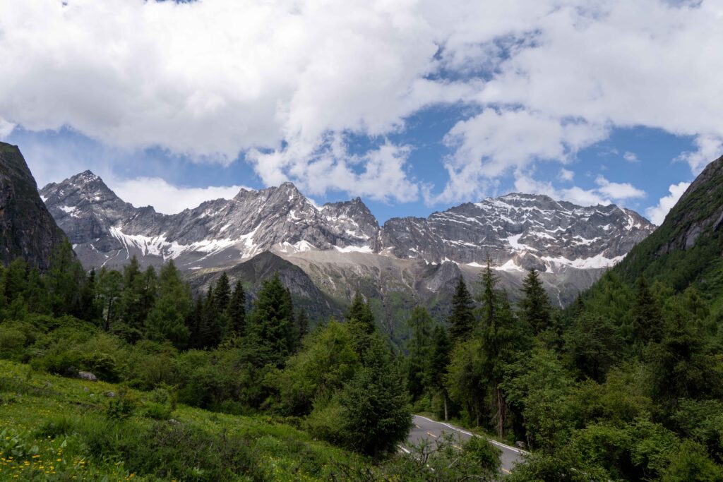 一个人自驾四川西部理小路