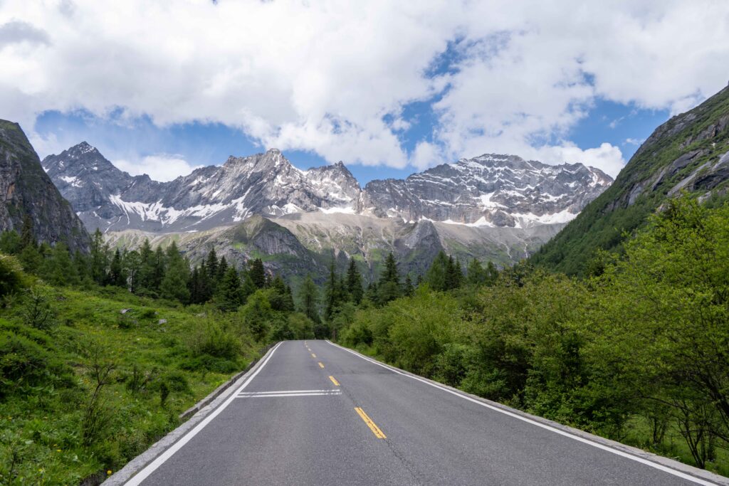 一个人自驾四川西部理小路
