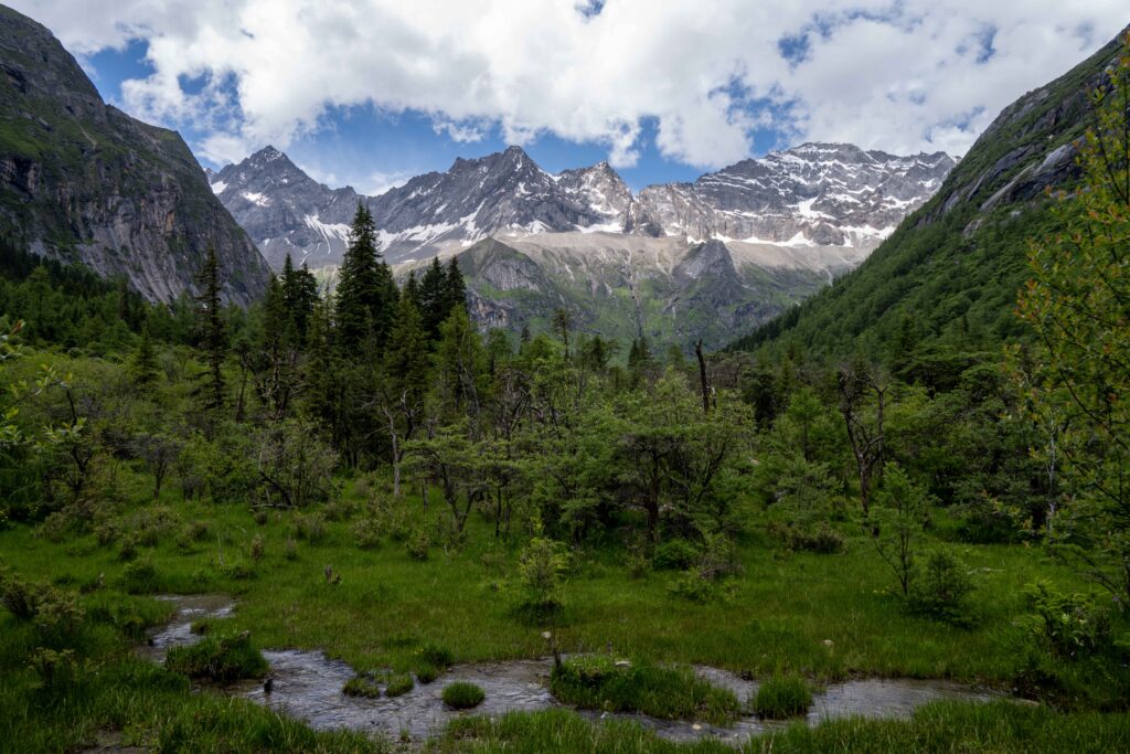 一个人自驾四川西部理小路