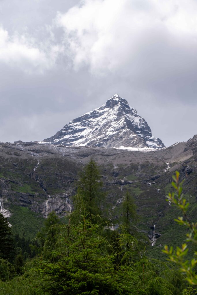 一个人自驾四川西部理小路
