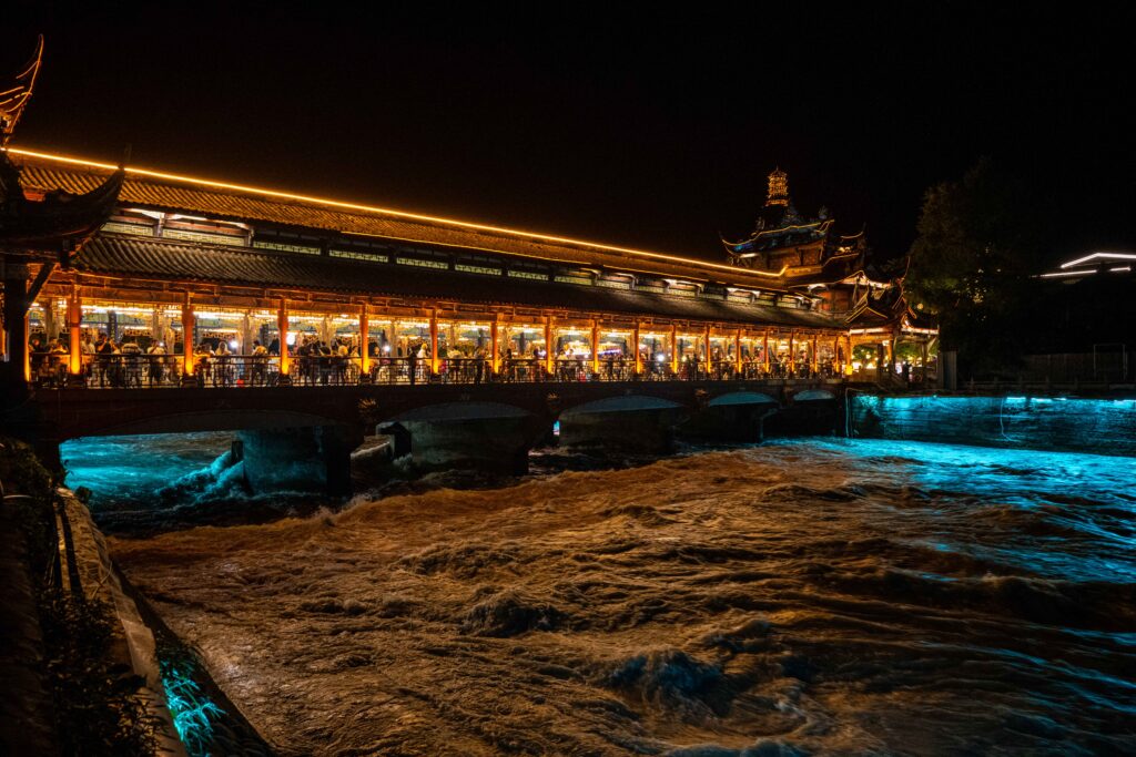 一个人自驾四川西部理小路